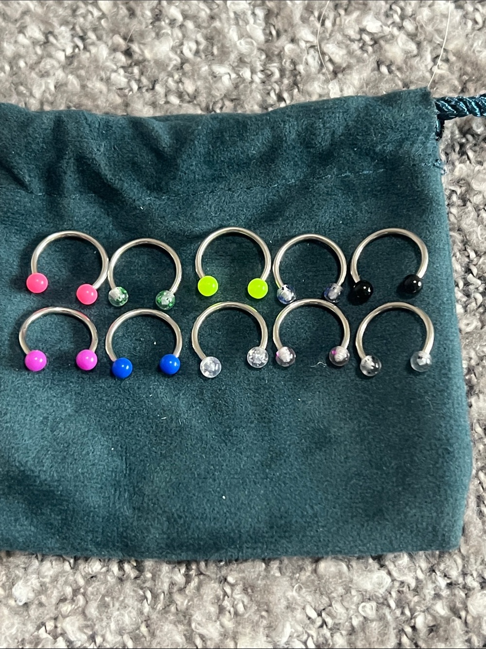 New 10 pack 5g Assorted Circular Barbell Piercing Set — Multicolor